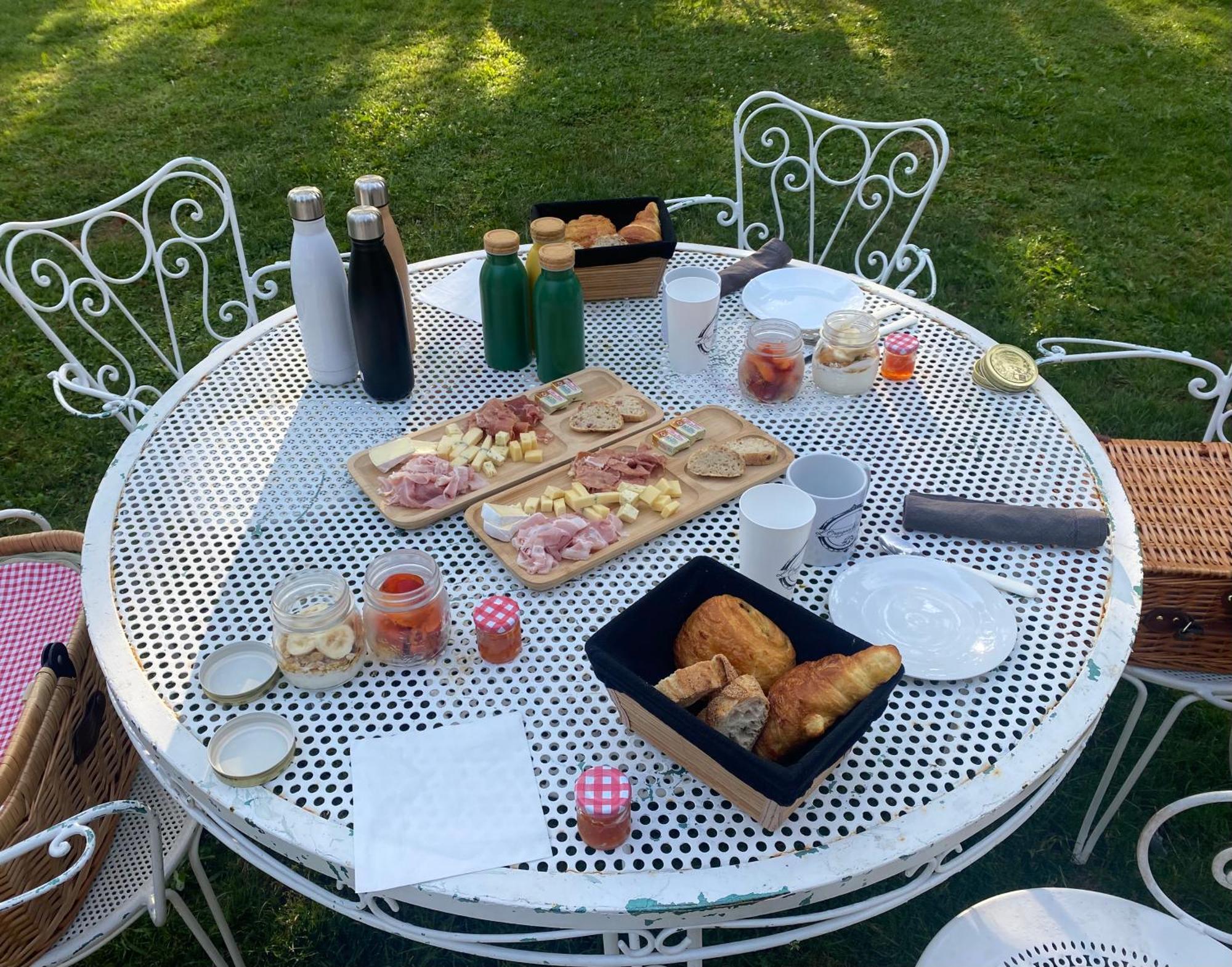 QuingeyLa Roulotte Deluxe De Malpas住宿加早餐旅馆 外观 照片