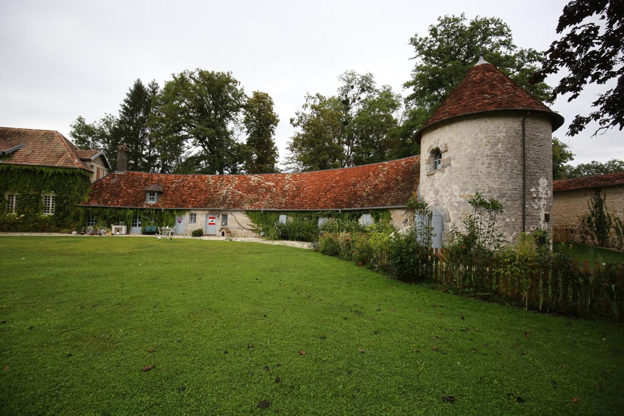 QuingeyLa Roulotte Deluxe De Malpas住宿加早餐旅馆 外观 照片