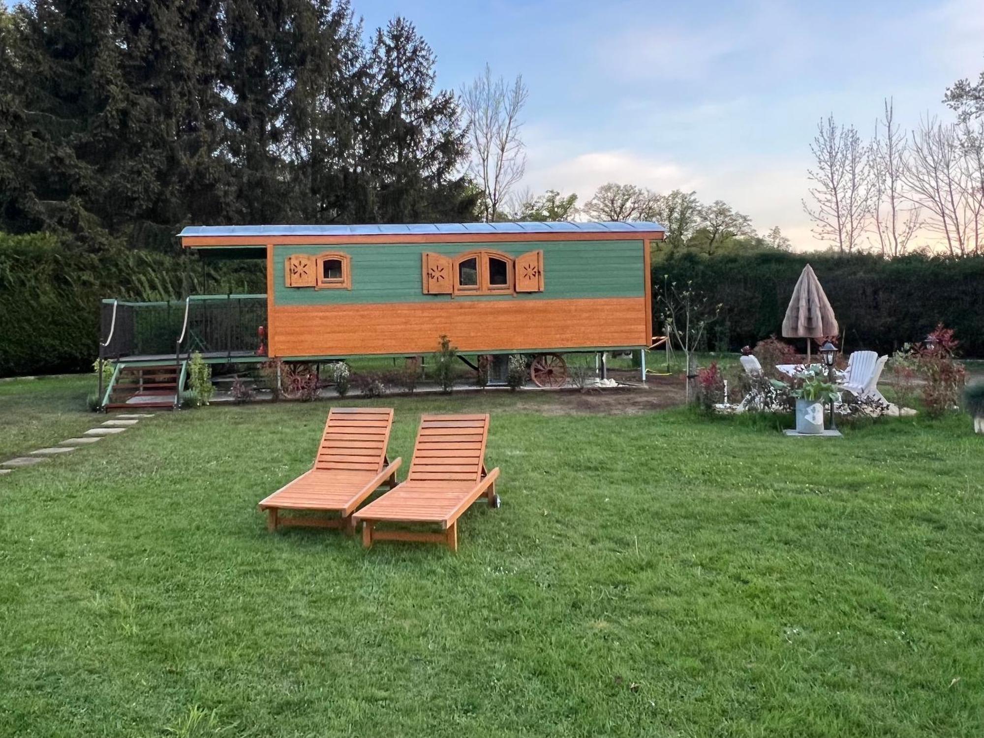 QuingeyLa Roulotte Deluxe De Malpas住宿加早餐旅馆 外观 照片
